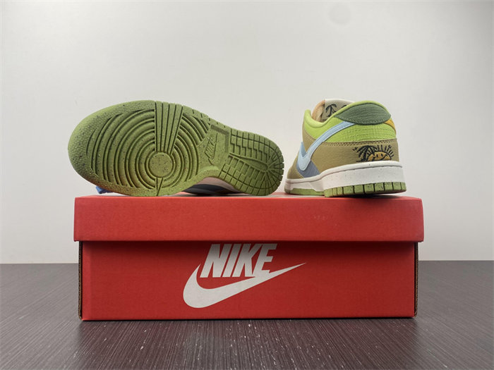 NK Dunk Low Next Nature Sun Club Arctic Orange DM0583-800 detail 6