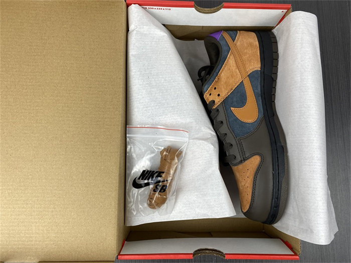 NK Dunk Low Cider DH0601-001 detail 7