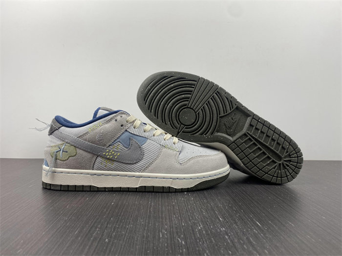 NK Dunk Low On the Bright Side Photon Dust DQ5076-001 detail 3
