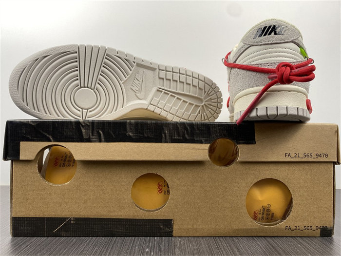 NK Dunk Low OW Lot 40 DJ0950-103 detail 6