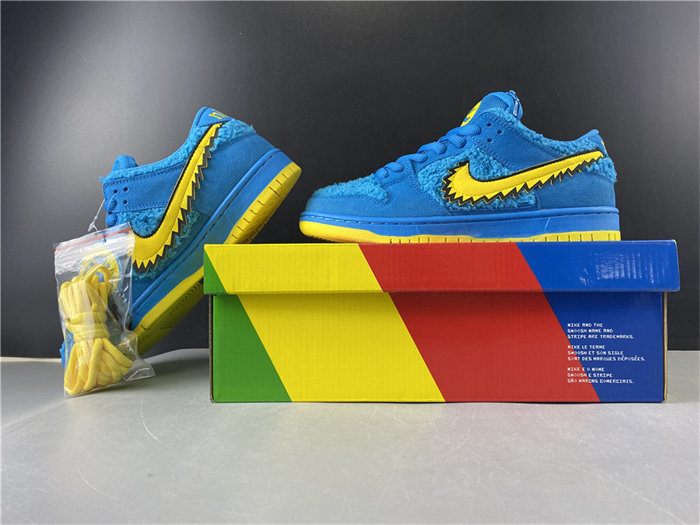 Grateful Dead x NK SB Dunk Low CJ5378-400 detail 2