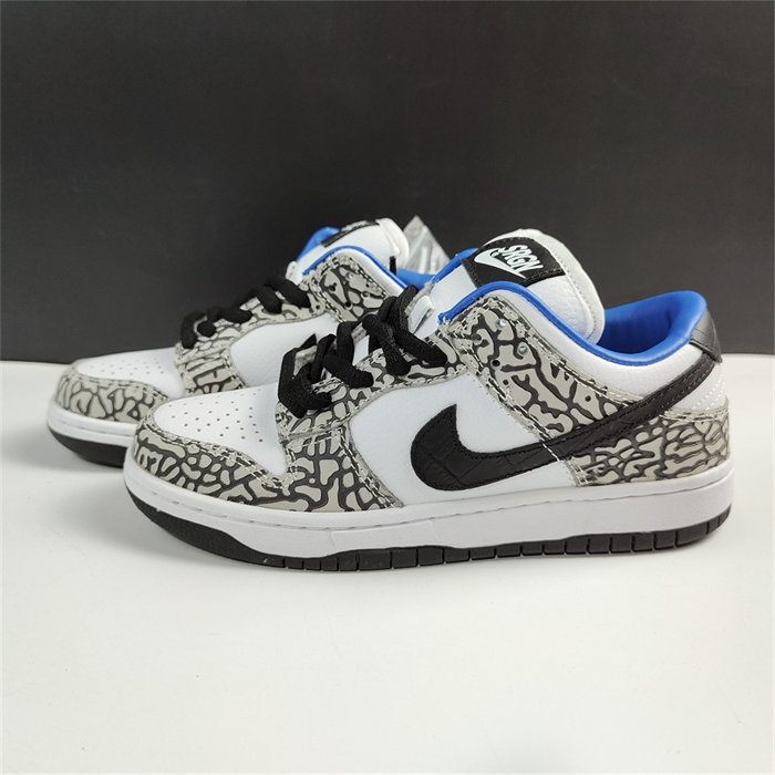 NK SB Dunk Low CU1727-106