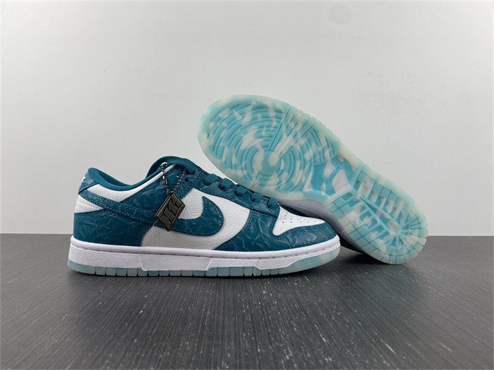 NK Dunk Low Ocean DV3029-100 detail 3