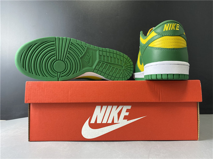 NK Dunk Low Brazil CU1727-700 detail 6