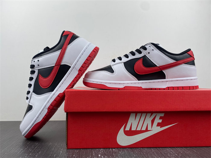 NK Dunk Low Retro White Black University Red FD9762-061 detail 2