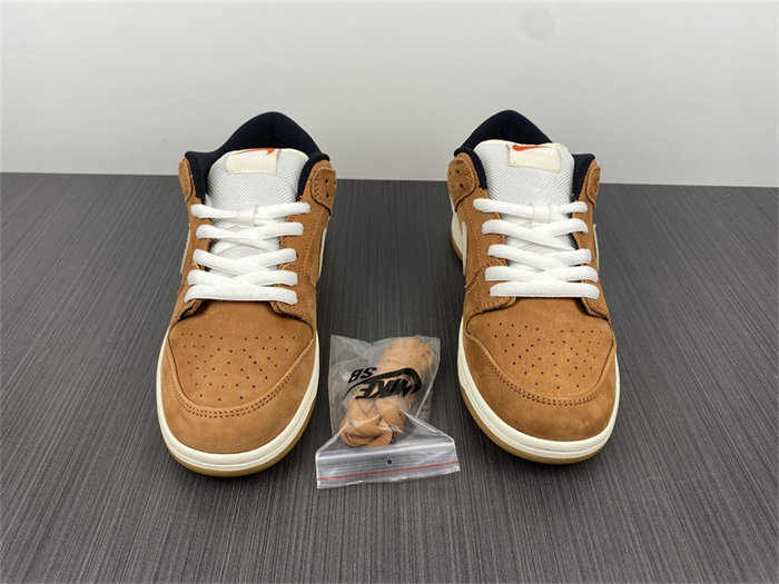 NK SB Dunk Low Pro Dark Russet DH1319-200 detail 4