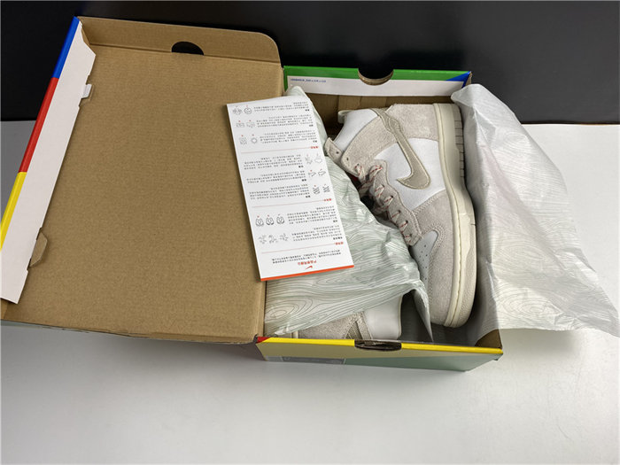 NK Dunk High Notre Light Orewood Brown CW3092 100 detail 7