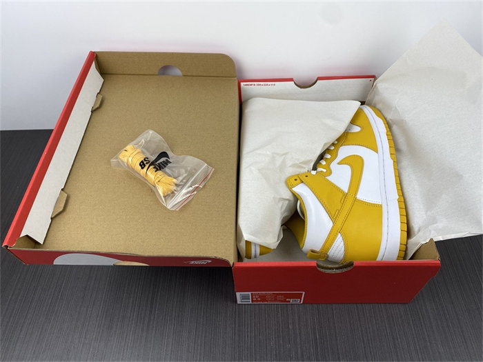 NK Dunk High Dark Sulfur DD1869-106 detail 7
