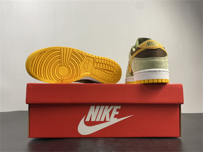 NK Dunk Low Dusty Olive DH5360-300 detail 6