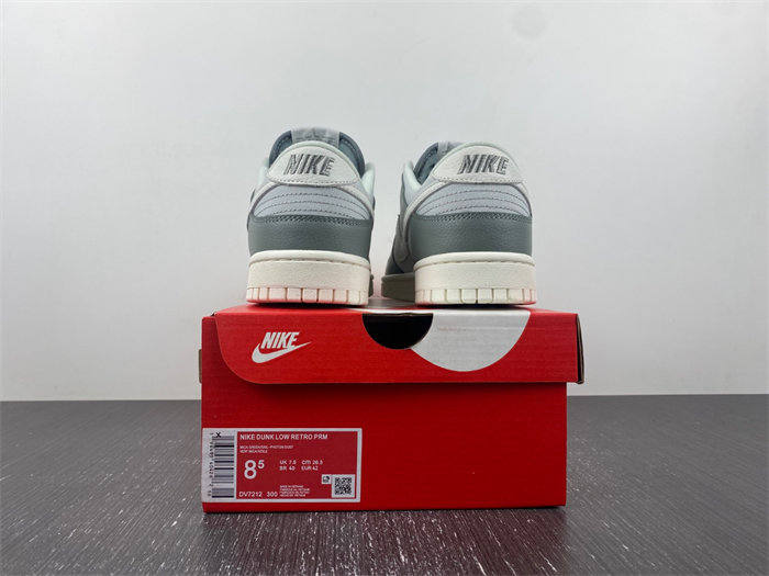 NK Dunk Low Mica Green DV7212-300 detail 5