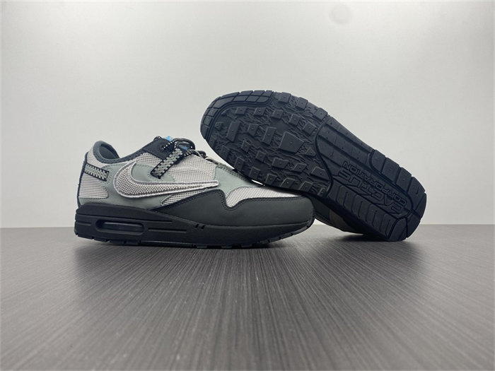 NK Air Max 1 DO9392-001 detail 3