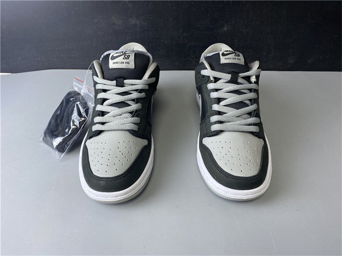 NK SB Dunk Low J-Pack Shadow BQ6817-007 detail 4