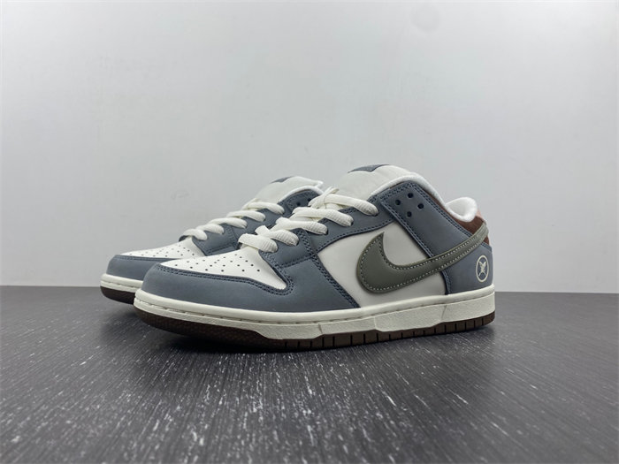 NK SB Dunk Low x Yuto Horigome FQ1180-001 detail 7