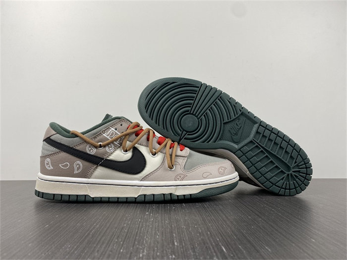 NK Dunk Low RETRO DH0957-100 detail 3