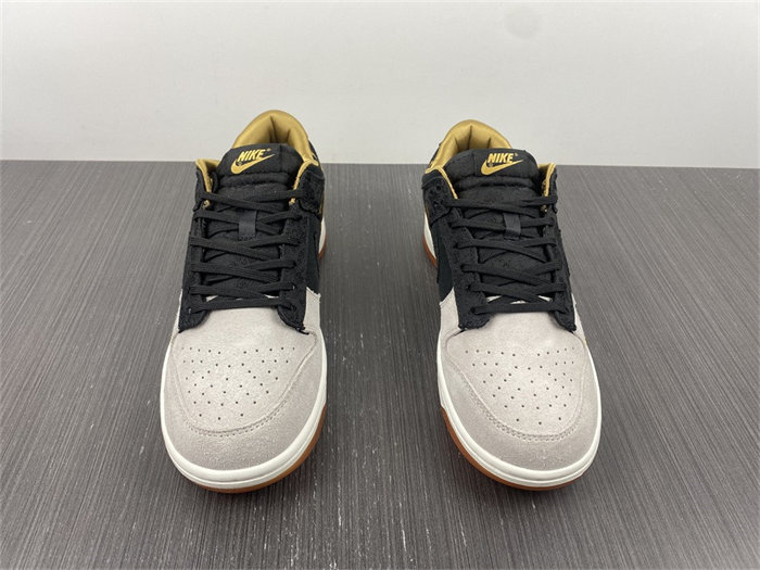 NK Dunk Low Year of the Tiger DQ5351-001 detail 4