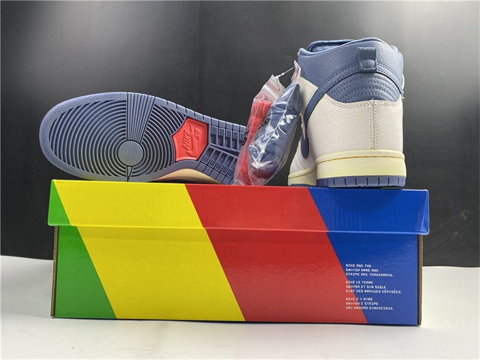 NK SB Dunk High Atlas Lost at Sea CZ3334-100 detail 6