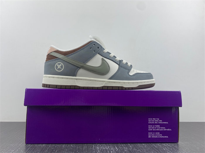 NK SB Dunk Low x Yuto Horigome FQ1180-001 detail 4