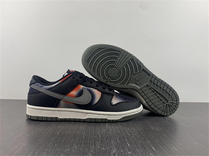 NK Dunk Low Graffiti Black Red DM0108-001 detail 3