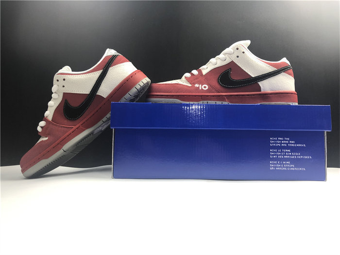 NK Dunk SB Low Roller Derby 313170-601 detail 2