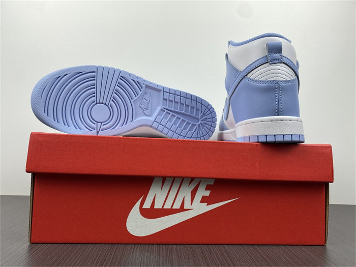 NK Dunk High Aluminum DD1869-107 detail 6