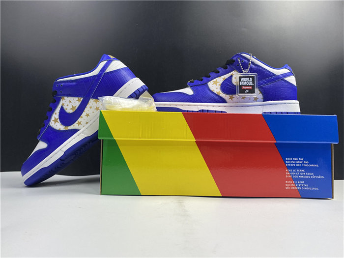 NK SB Dunk Low Supreme Stars Hyper Royal DH3228-100 detail 2