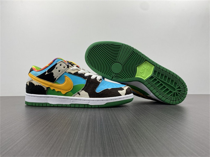 NK SB Dunk Low Ben & Jerry's Chunky Dunky CU3244-100 detail 3