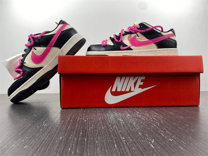 NK Dunk Low Multi FD4623-131 detail 2