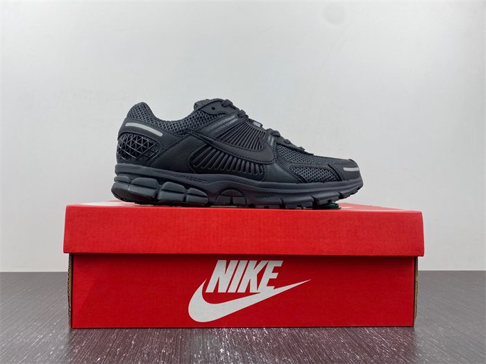 NK Zoom Vomero 5 SP Anthracite BV1358-002 detail 4