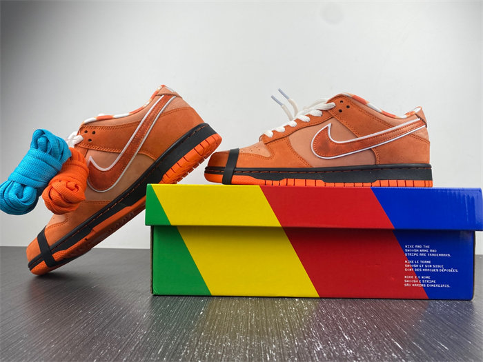 NK SB Dunk Low Concepts Orange Lobster FD8776-800 detail 2