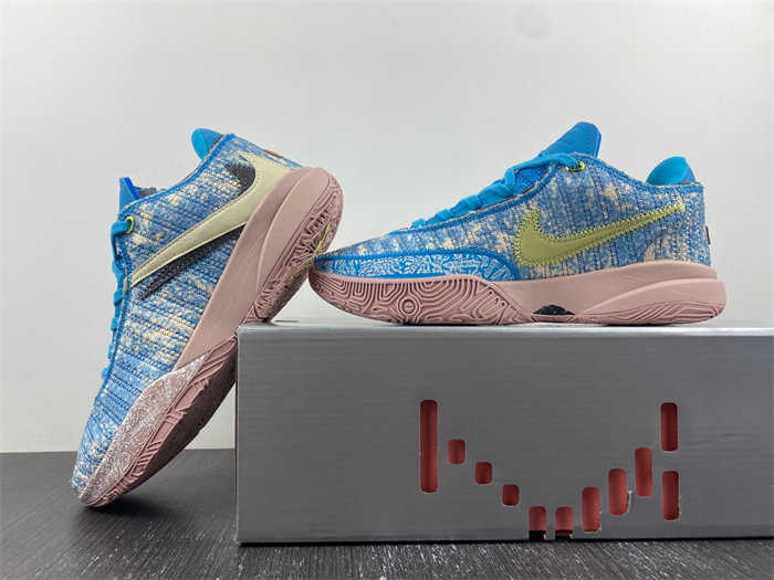 NK LeBron 20 All-Star DV1193-400 detail 2