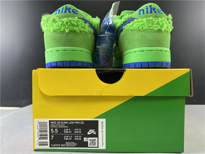 NK SB Dunk Low Grateful Dead Bears Green CJ5378-300 detail 5