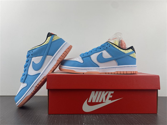 NK Dunk Low Kyrie Irving Baltic Blue DN4179-400 detail 2