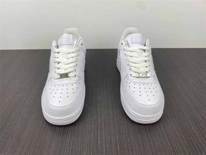NK Air Force 1 Low LE Triple White DH2920-111 detail 2