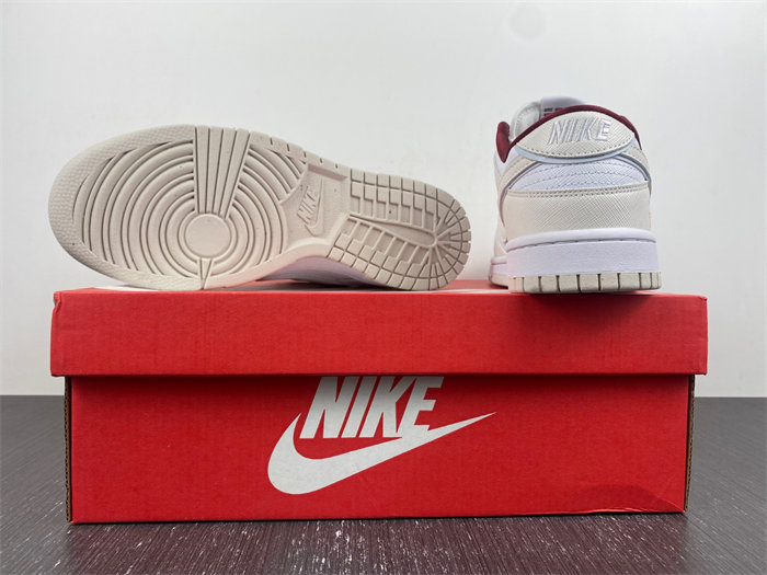 NK Dunk Low SE Just Do It White Phantom DV1160-100 detail 3