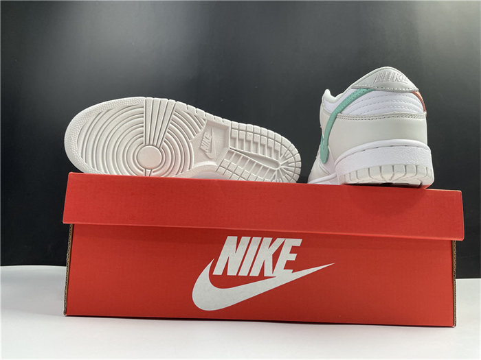 NK Dunk Low Tropical Twist CW1590-101 detail 6