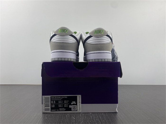 NK SB Dunk Low Chlorophyll BQ6817 011 detail 5