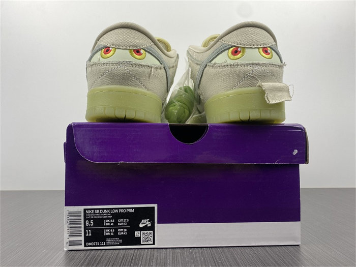 NK SB Dunk Low Mummy DM0774-111 detail 5