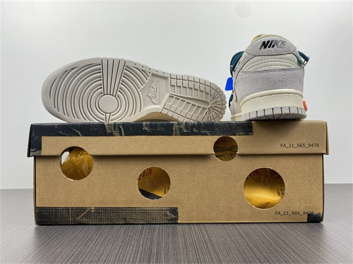 NK Dunk Low OW Lot 16 DJ0950-111 detail 6