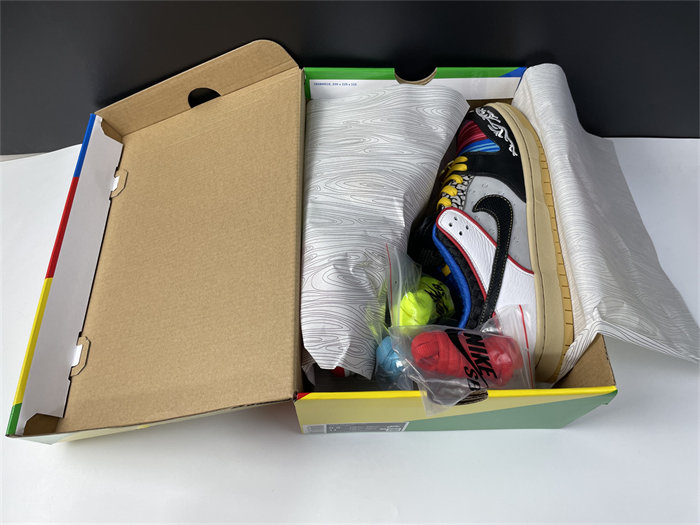 NK SB Dunk Low What The Paul CZ2239-600 detail 7