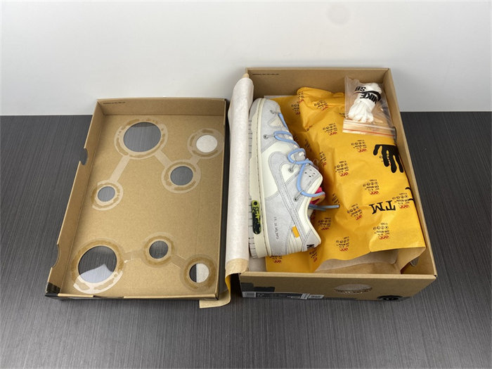 NK Dunk Low OW Lot 38 DJ0950-113 detail 7