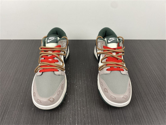 NK Dunk Low RETRO DH0957-100 detail 4