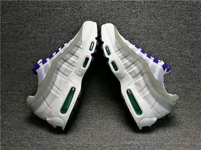 NK Air Max 95 Grape 307960-101 detail 6