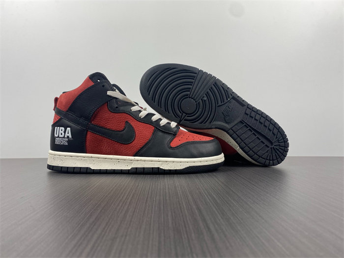 NK Dunk High 1985 Undercover UBA DD9401-600 detail 3