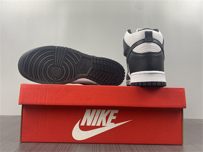 NK Dunk High Panda DD1869-103 detail 6