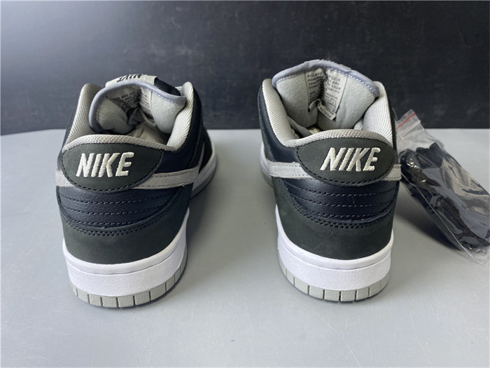 NK SB Dunk Low J-Pack Shadow BQ6817-007 detail 7