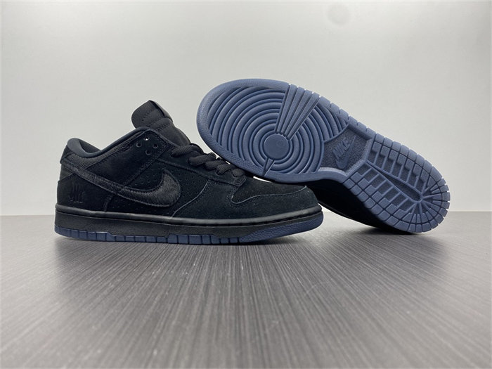 NK Dunk Low SP Undefeated 5 On It Black DO9329-001 detail 3
