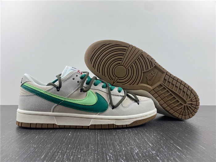 NK Dunk Low SE 85 DO9457-100J detail 6