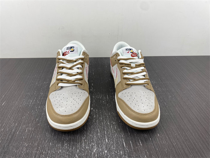 Dunk Low SE 85 DO9457-100 detail 6