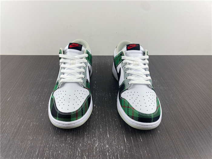 NK Dunk Low Tartan Plaid DV0827-100 detail 7