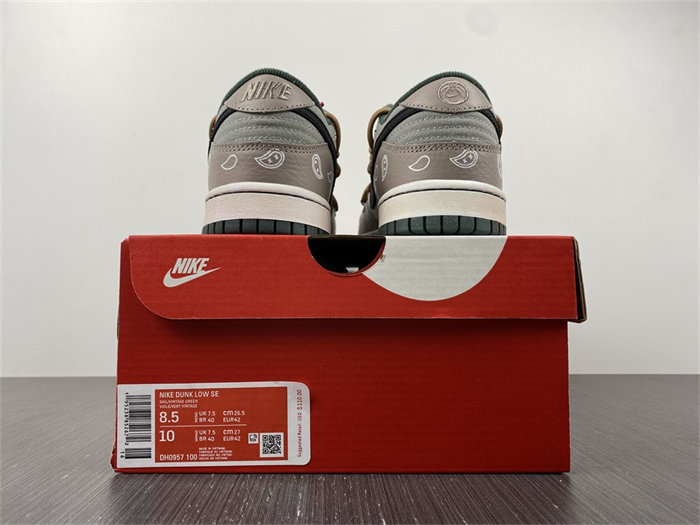 NK Dunk Low RETRO DH0957-100 detail 5